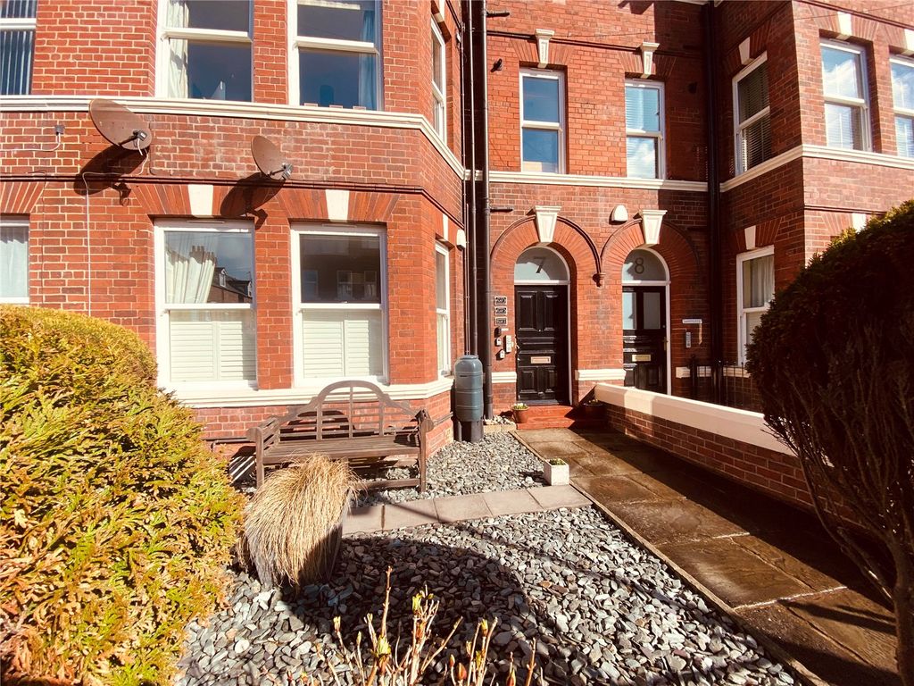 Property photo 1 of 24 Picture No. 03