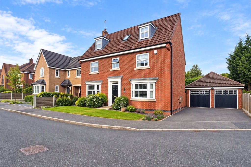 Property photo 1 of 45 Picture No. 61