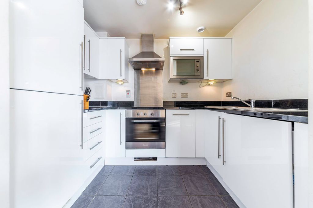 Property photo 3 of 7