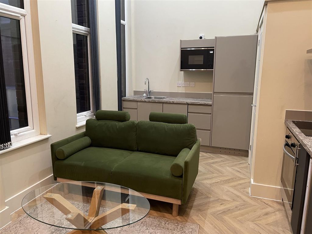 Property photo 3 of 8 Img_2470.Jpeg