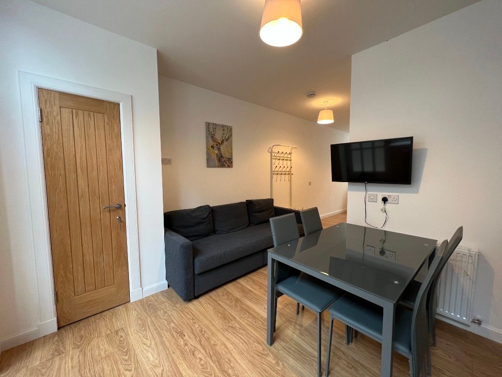 Property photo 3 of 8 Photo 3