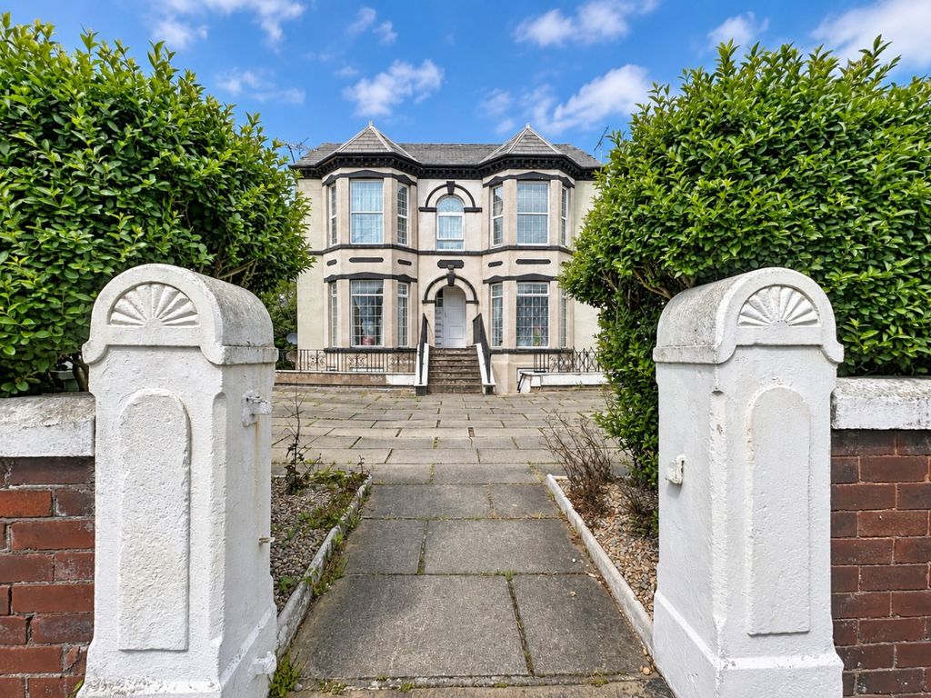 Property photo 1 of 14 5168990