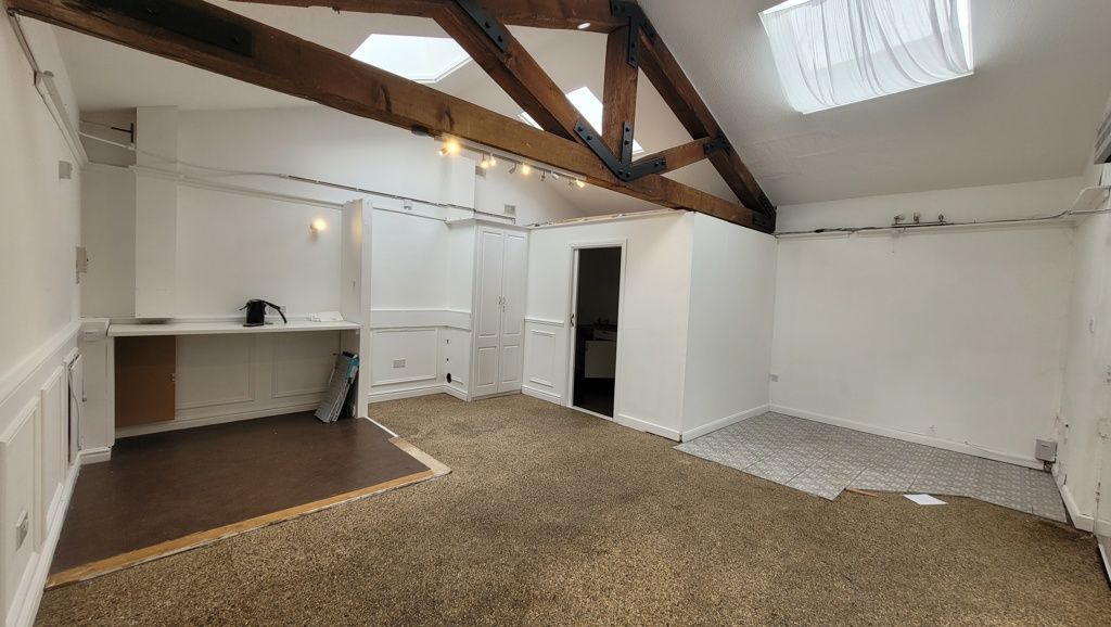 Property photo 2 of 4 Photo 10