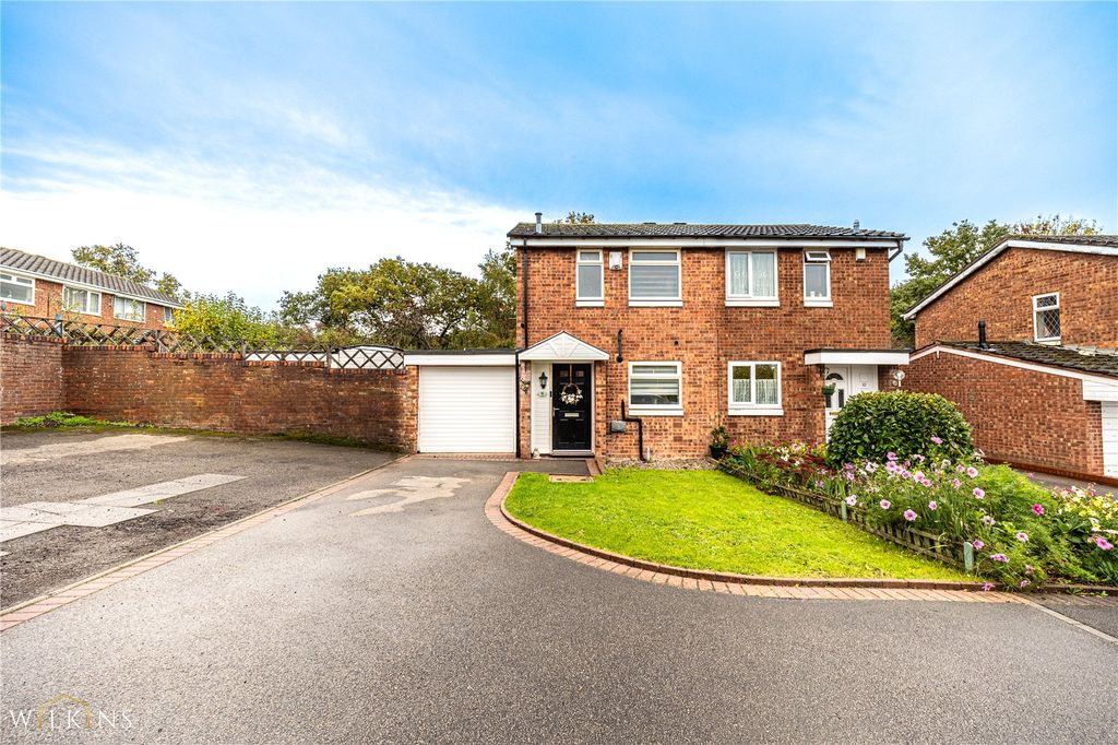 Property photo 2 of 24 Picture No. 01