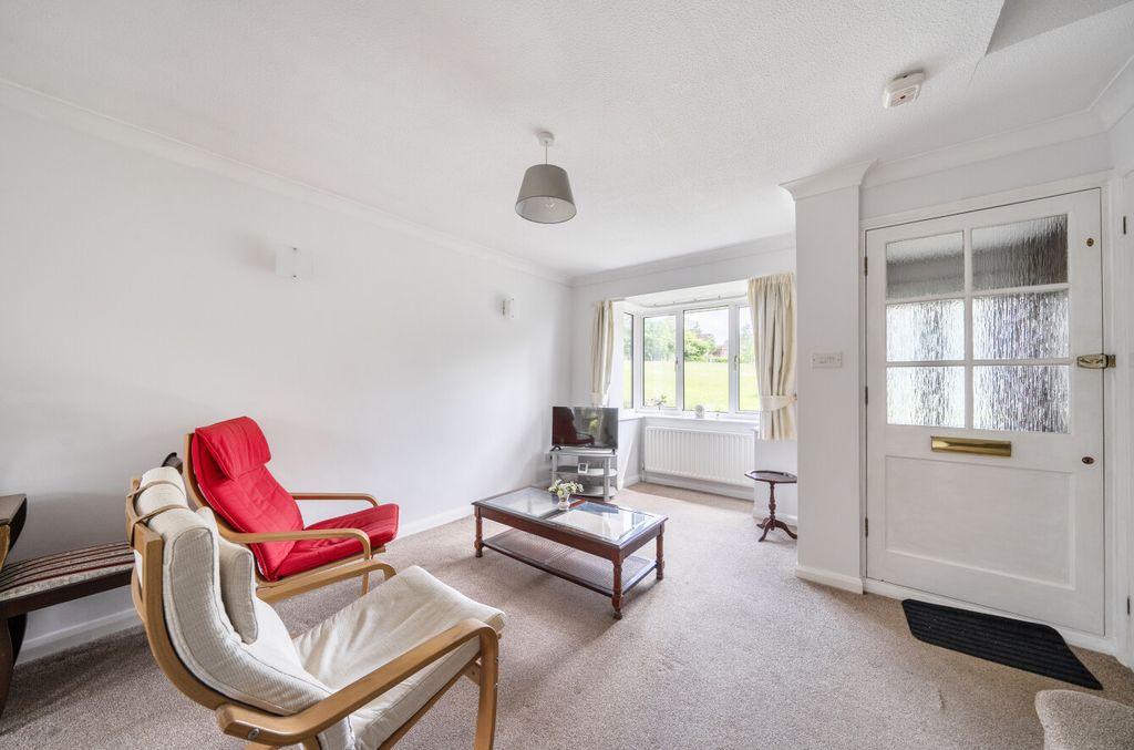 Property photo 3 of 13 1478042-12-6A2c27...