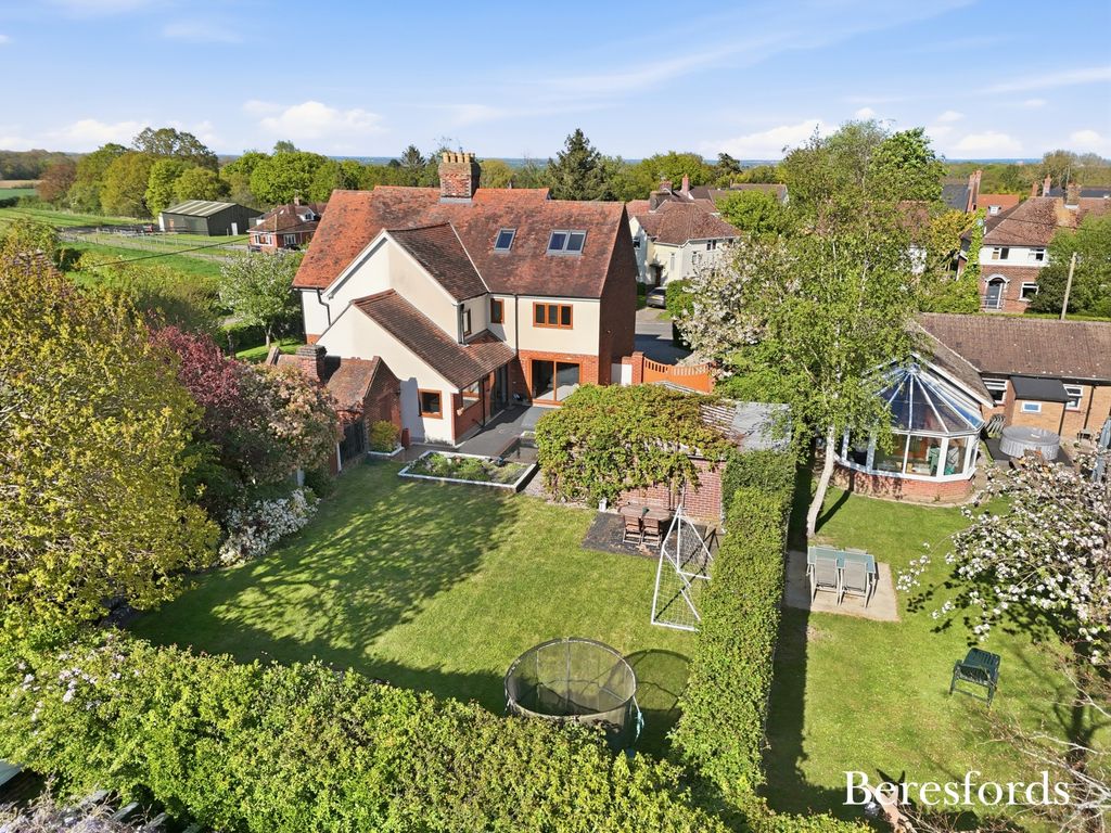Property photo 2 of 15 Picture No. 81