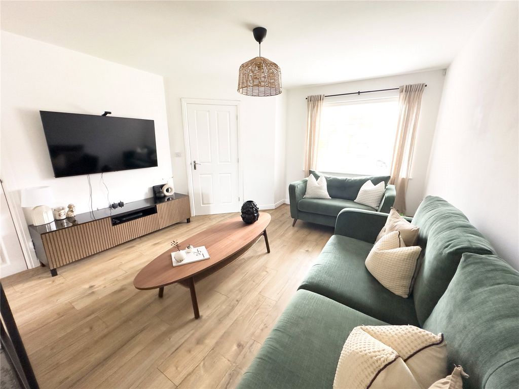 Property photo 3 of 19 Picture No. 15