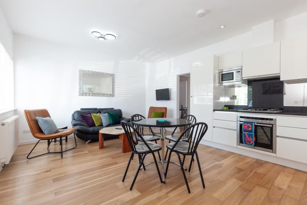 Property photo 1 of 12 Reception Room And Kitchen