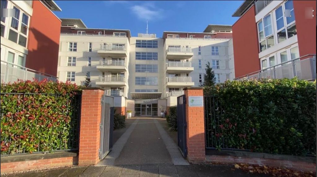 Property photo 1 of 13 Photo 0