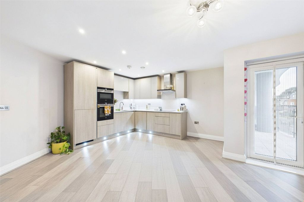 Property photo 1 of 10 Picture No. 21