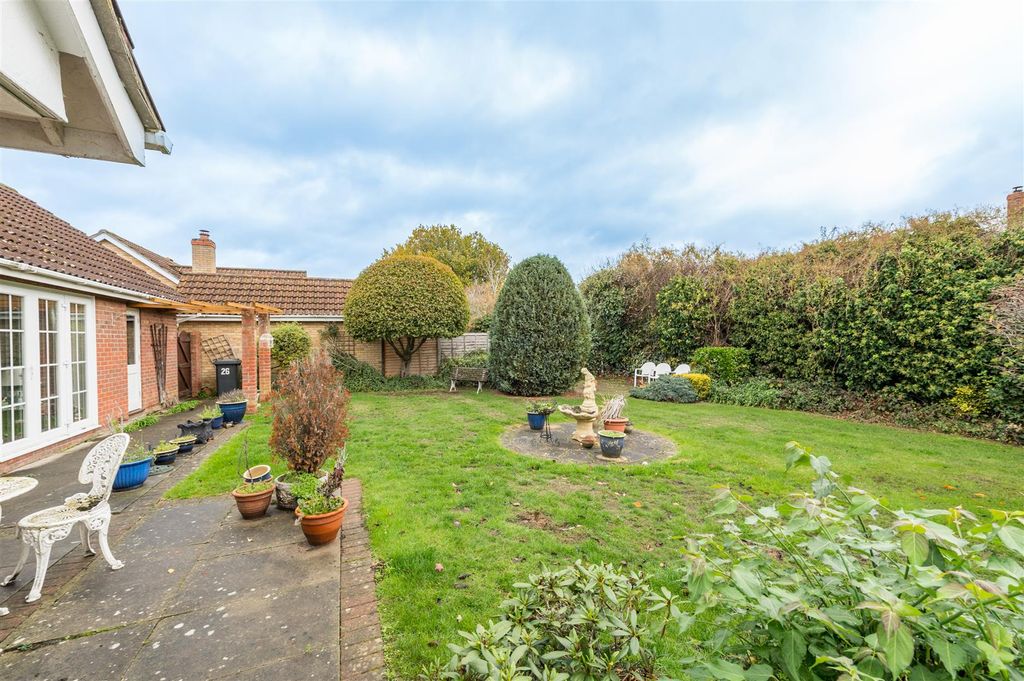 Property photo 2 of 14