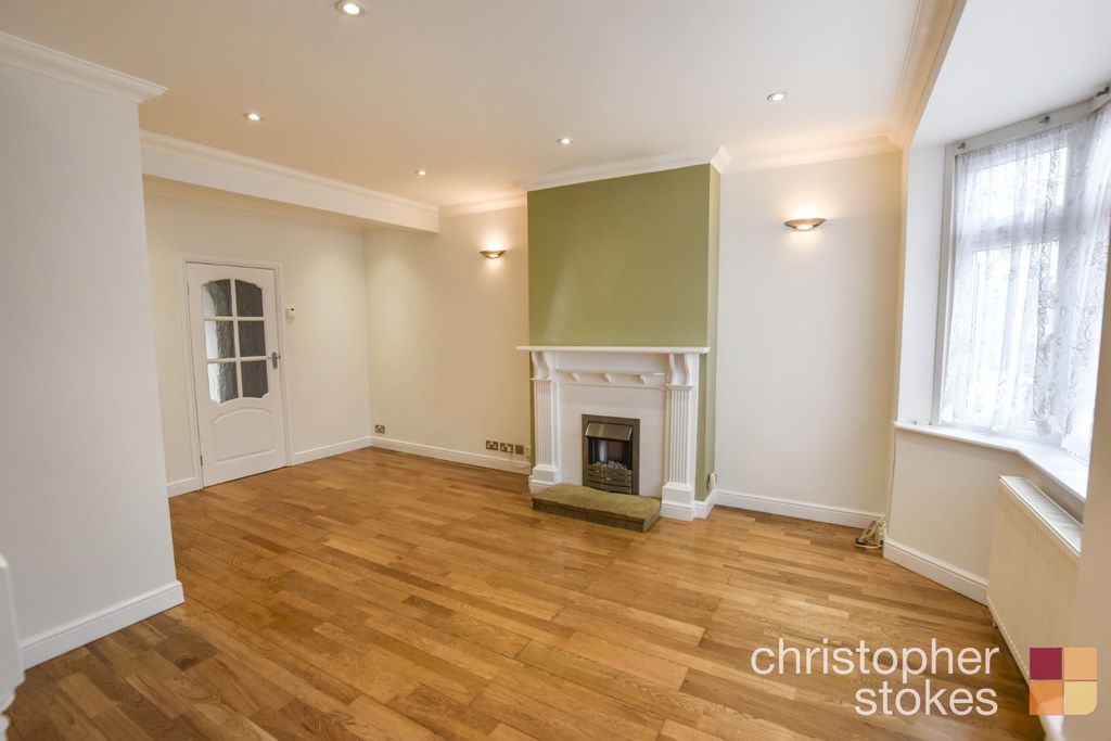 Property photo 2 of 15 4097492
