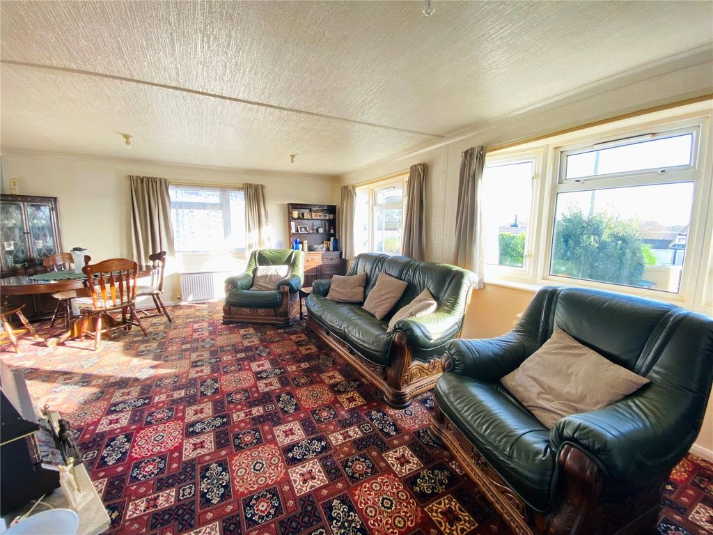 Property photo 3 of 13 Living Room