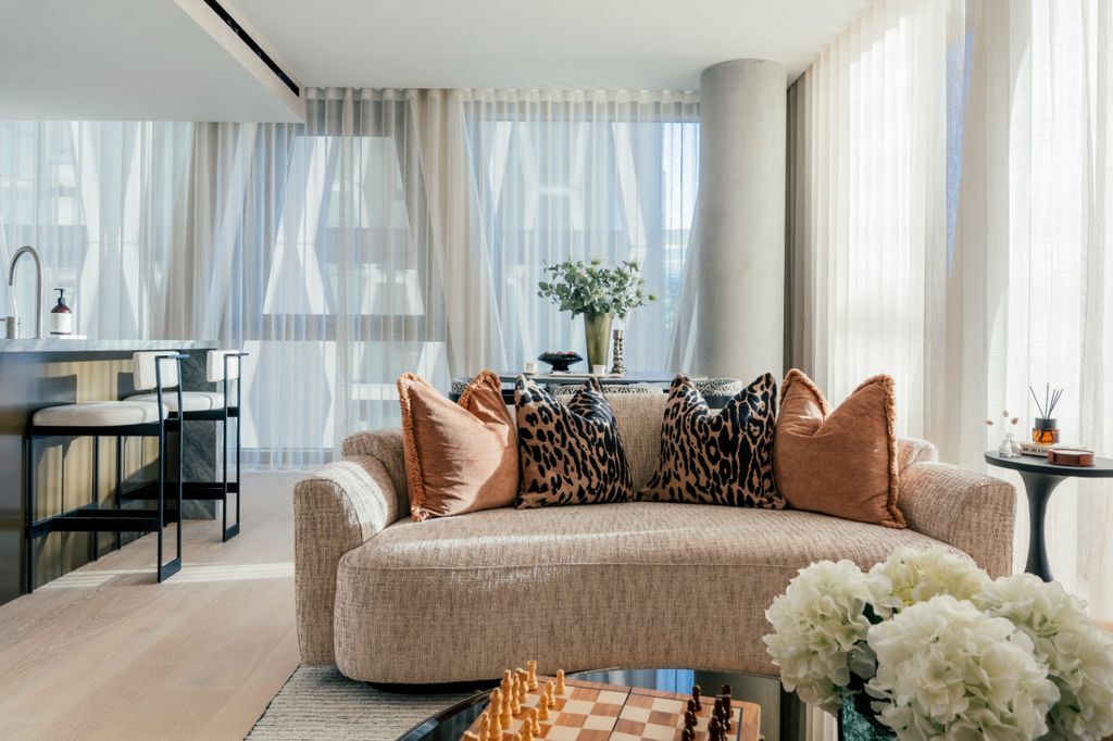 Property photo 2 of 16 Reception1 (2).Jpg