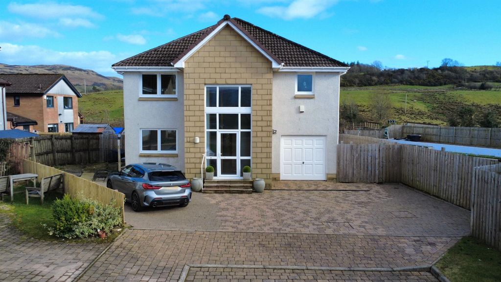 Property photo 1 of 37