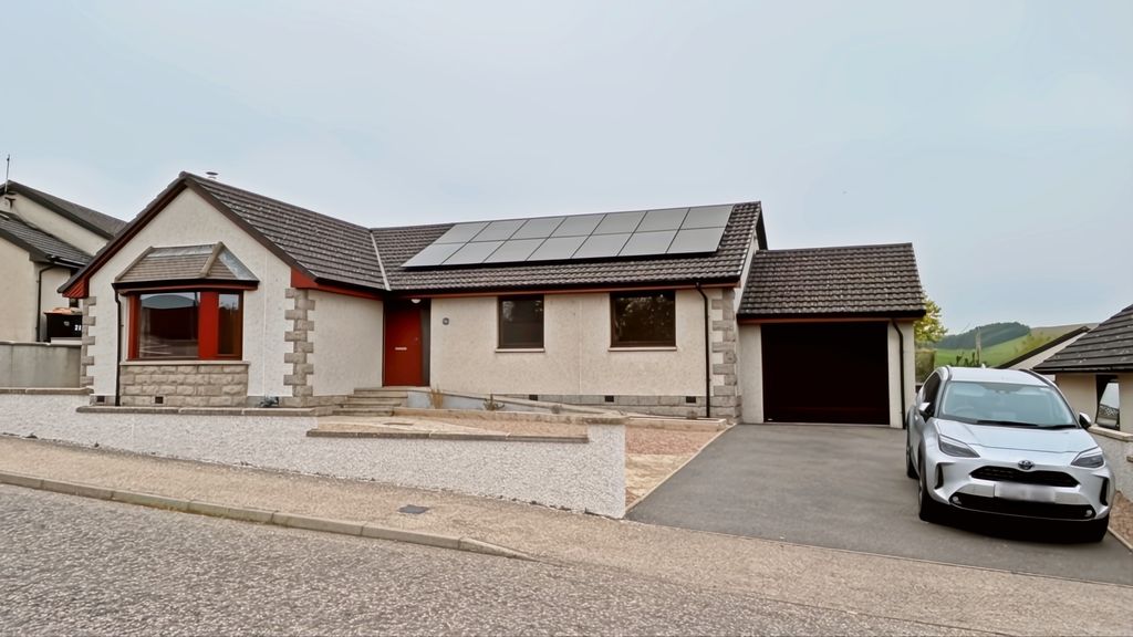 Property photo 1 of 26