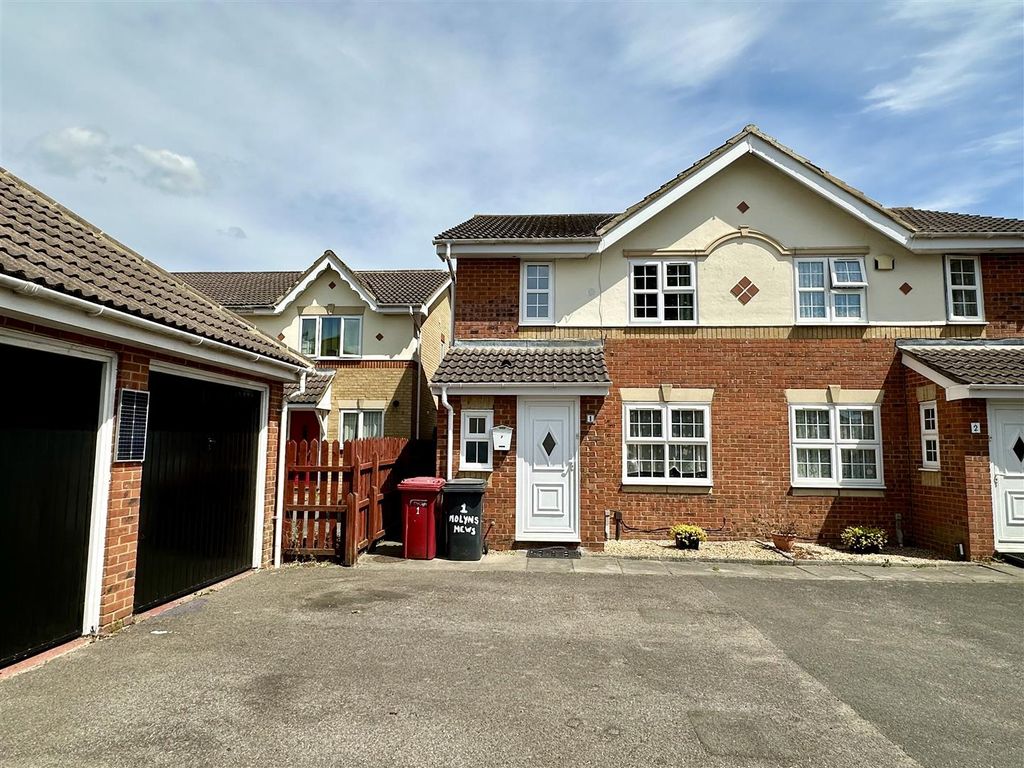 Property photo 1 of 13 Front 5.Jpg
