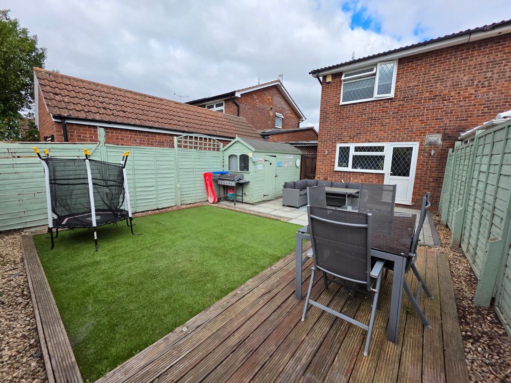 Property photo 2 of 10 Rear Aspect