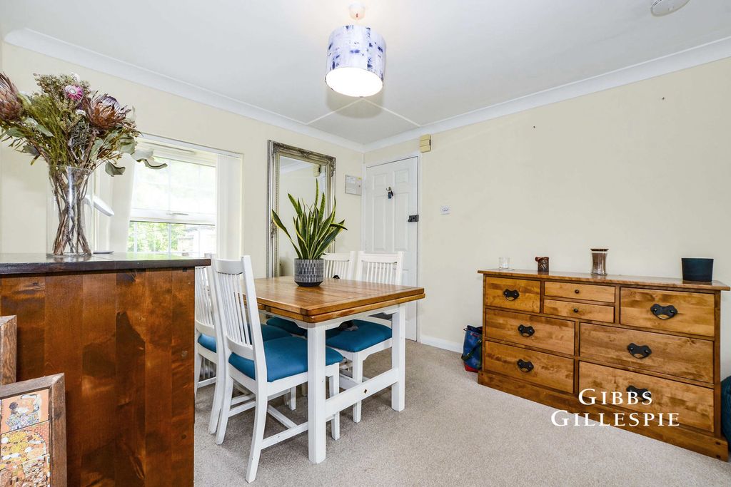 Property photo 3 of 13 Pbox-Img.Jpg