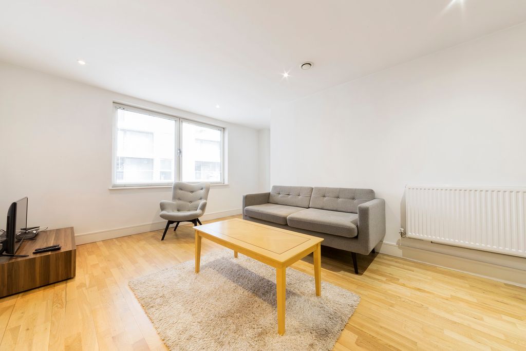 Property photo 3 of 11 Photo 12