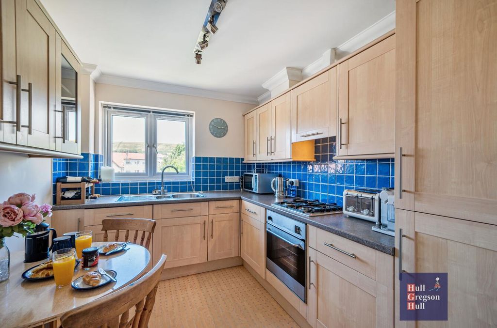 Property photo 3 of 25 c9B9d731-6298-4140-Acb8-9906F97Dd6d0.Jpg