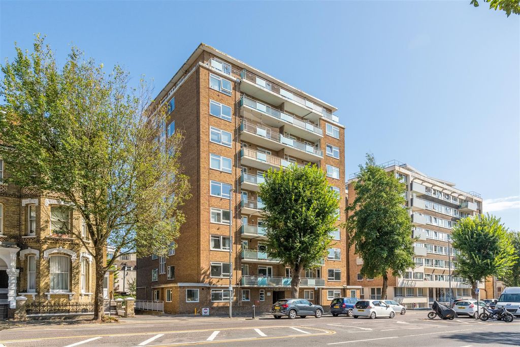 Property photo 1 of 21 35 Grove Court-1.Jpg