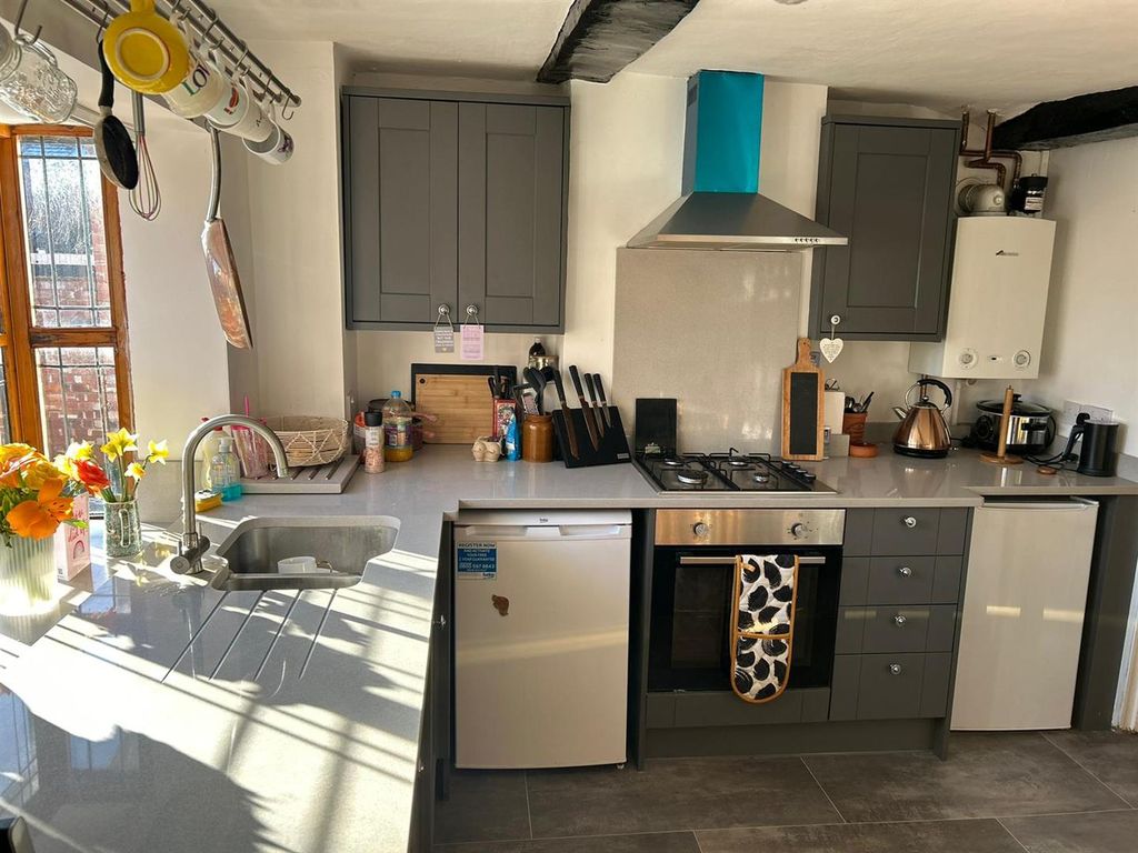 Property photo 2 of 13 Kitchen.Jpg