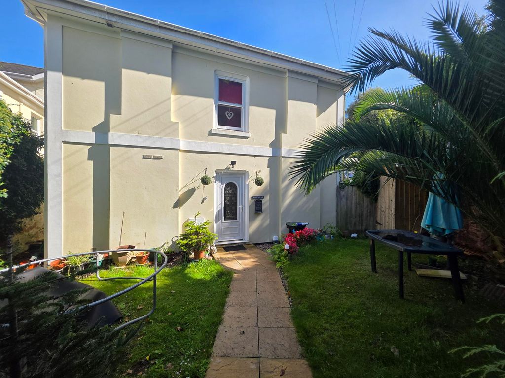 Property photo 1 of 6 Image