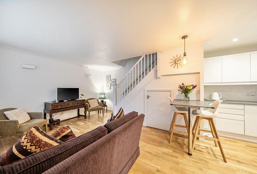 Property photo 2 of 12 Living Room