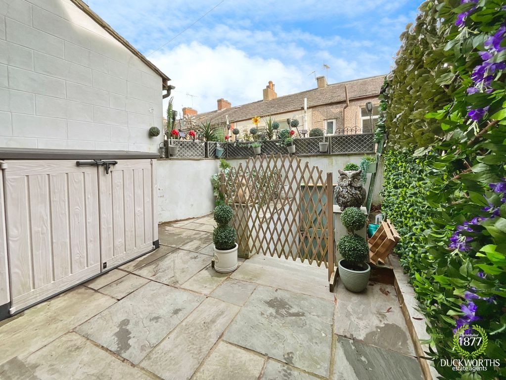 Property photo 3 of 18
