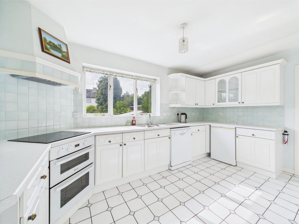 Property photo 3 of 12 Picture No. 24