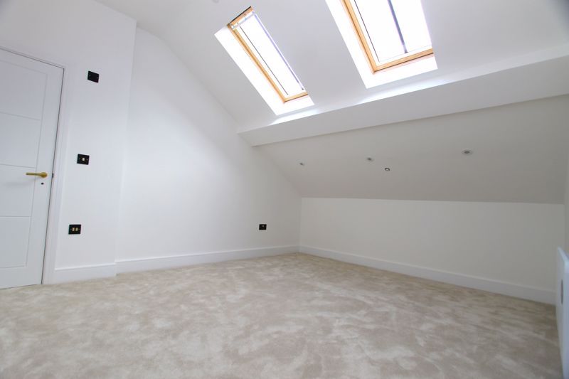 Property photo 2 of 12 Photo 10