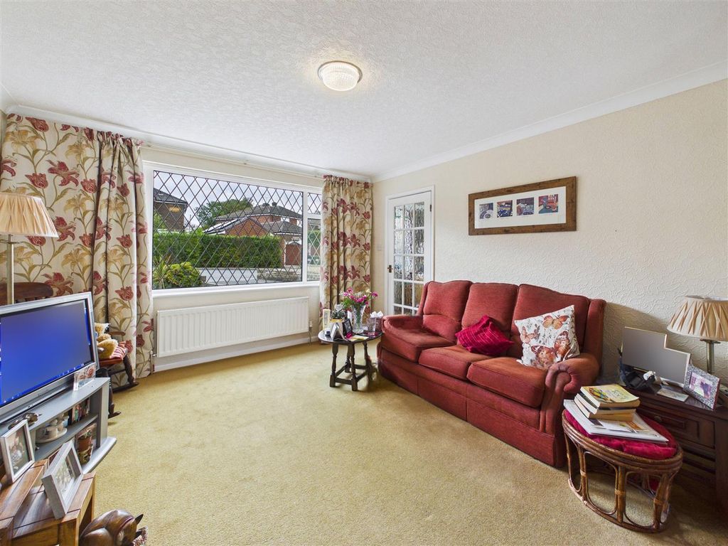Property photo 2 of 22 Cam05476G0-Pr0332-Still019.Jpg