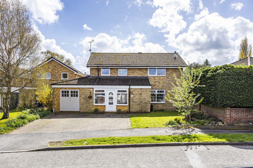 Property photo 1 of 16