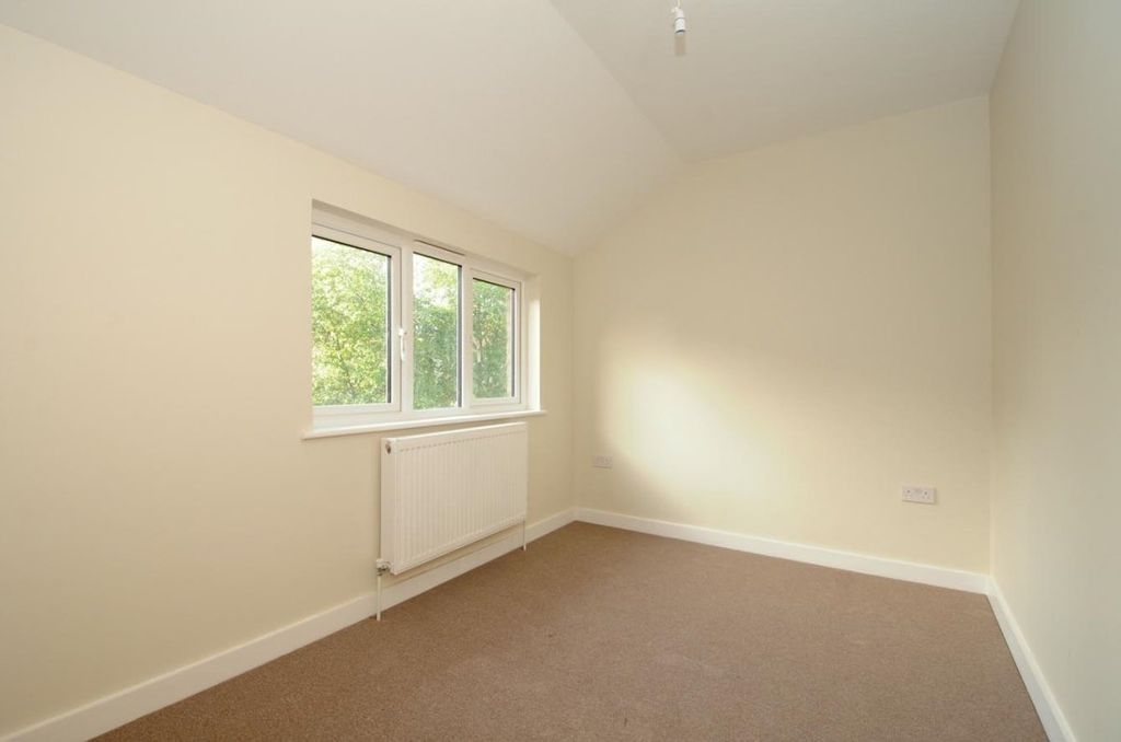 Property photo 2 of 5 Picture No. 02