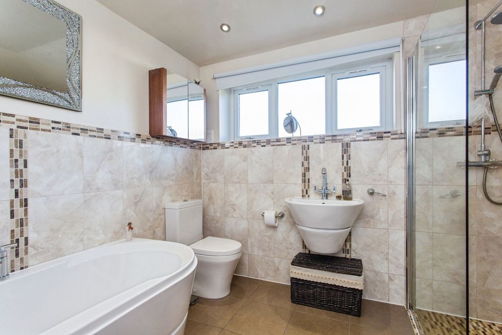 Property photo 2 of 17 Pbox-Img.Jpg