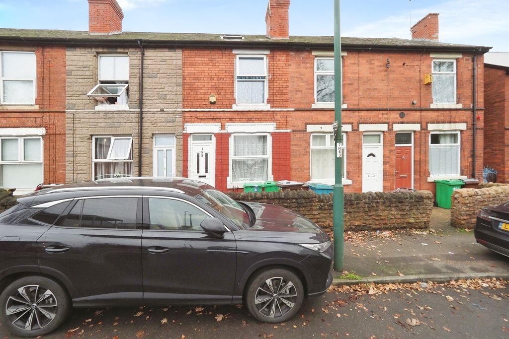 Property photo 2 of 26