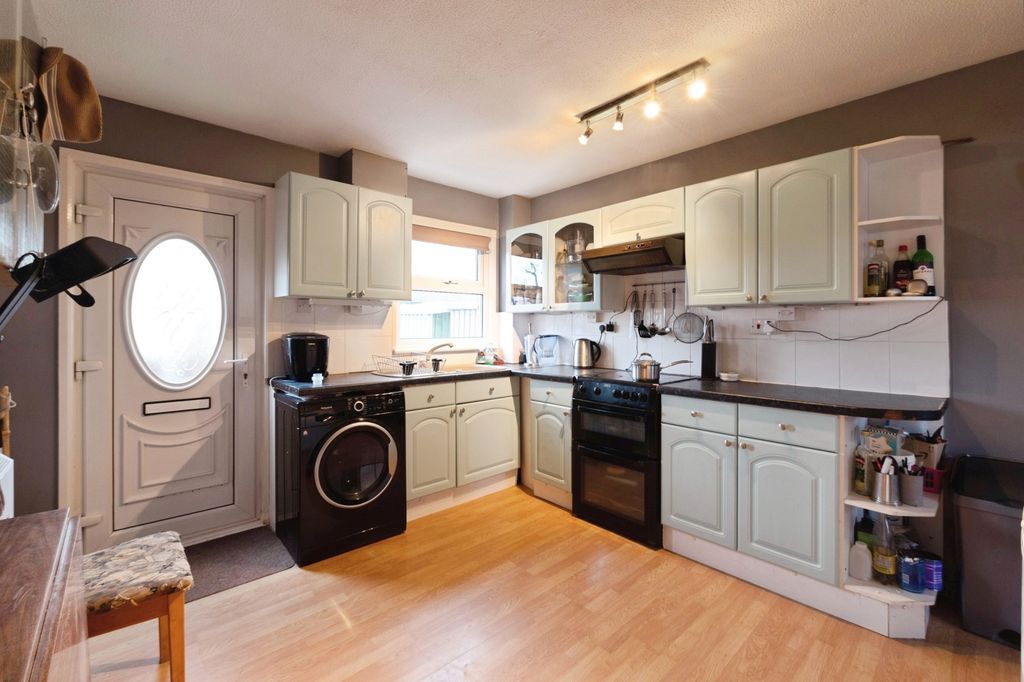 Property photo 2 of 10 Pbox-Img.Jpg