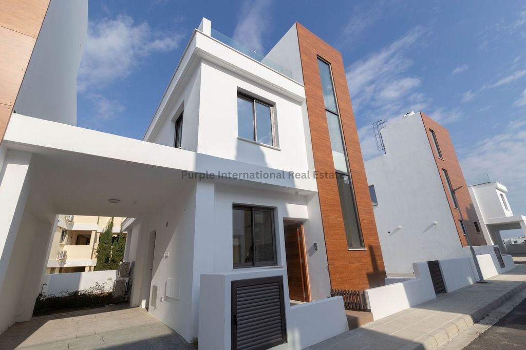 Property photo 1 of 29