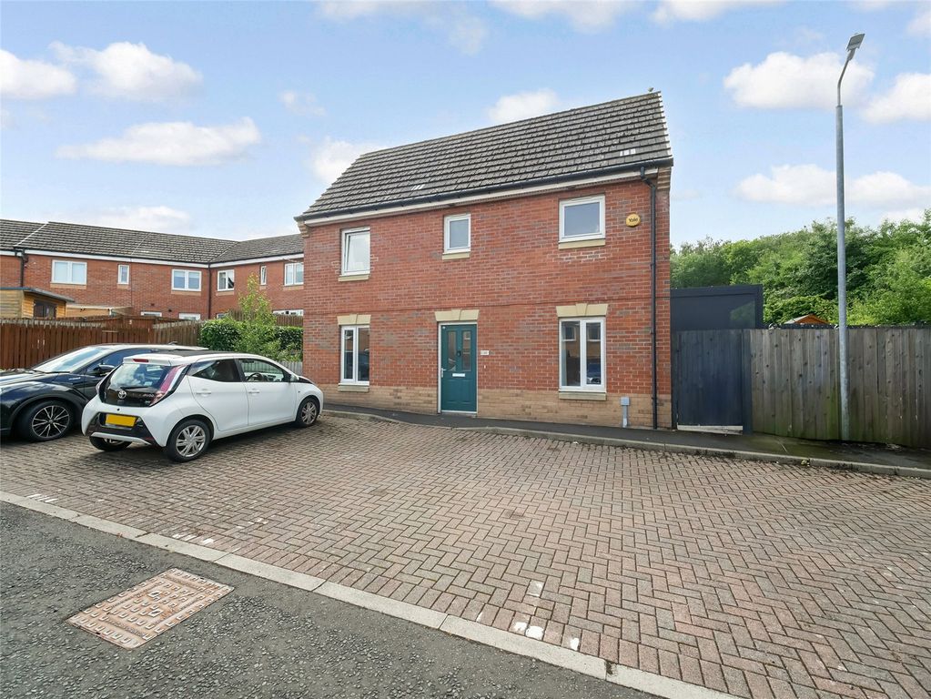 Property photo 1 of 20 Picture No. 04