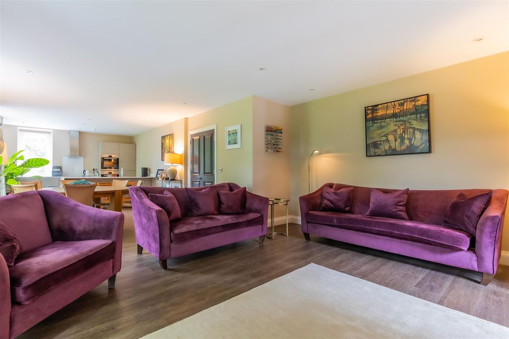 Additional image 24 of 3 bed flat for saleThe Lindens, Romilly Crescent, Pontcanna, Cardiff CF11