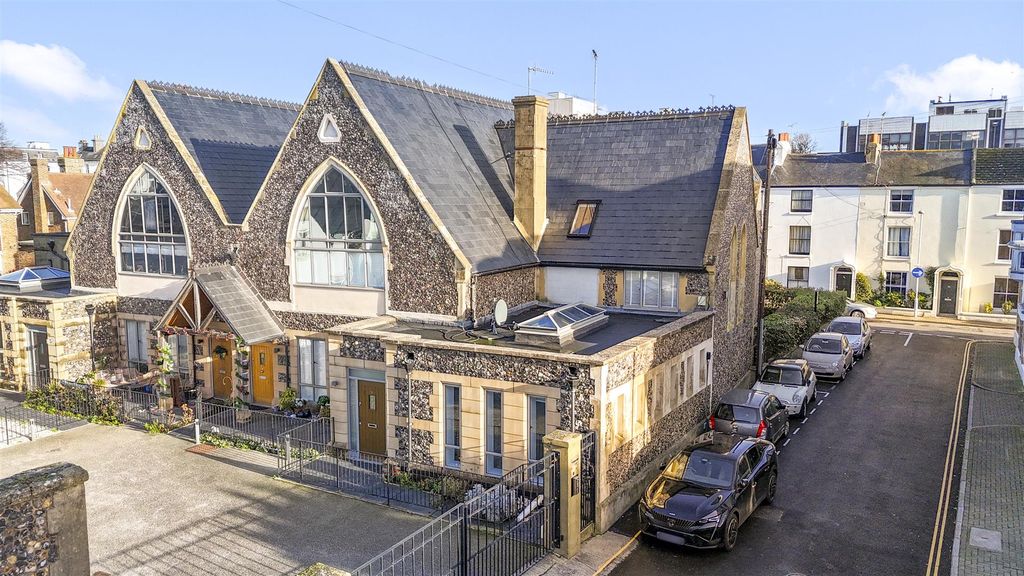 Property photo 1 of 16 Drone Shots 19th-002.Jpg