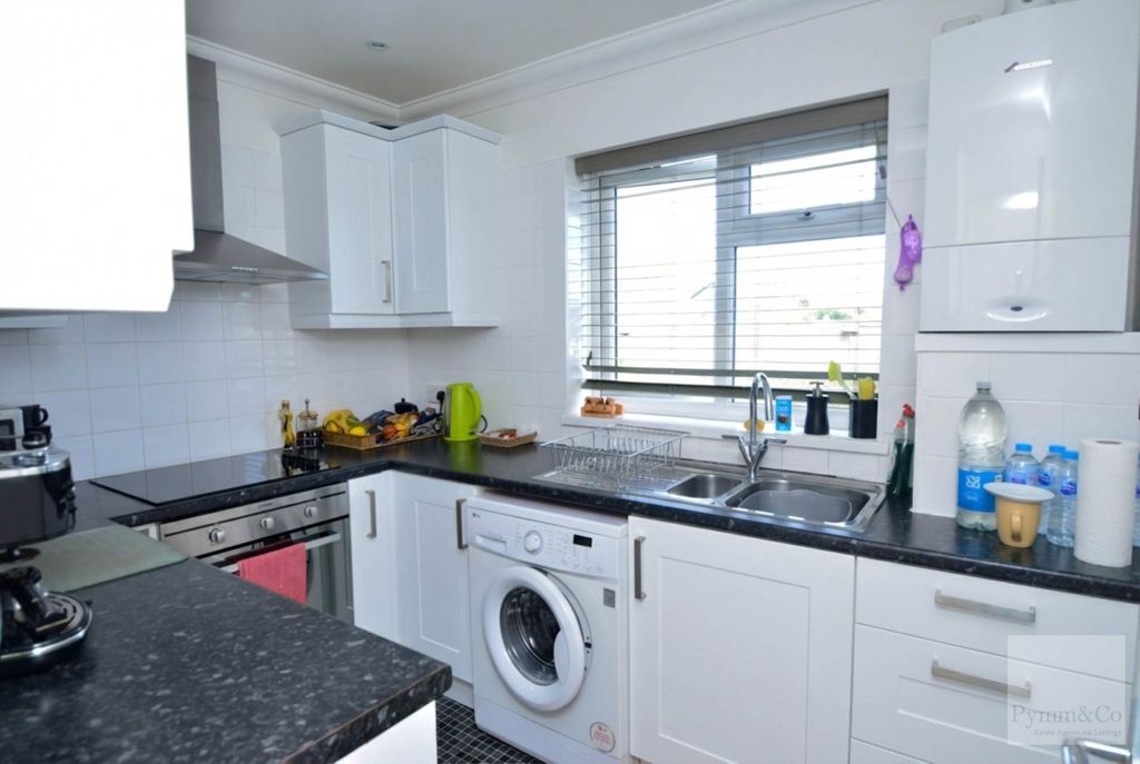 Property photo 1 of 4