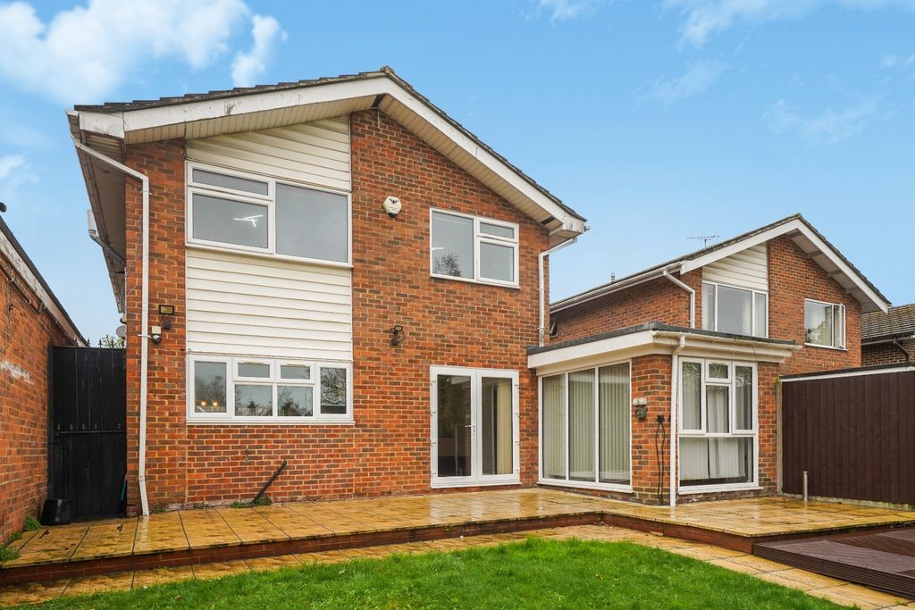 Property photo 1 of 17 4889750