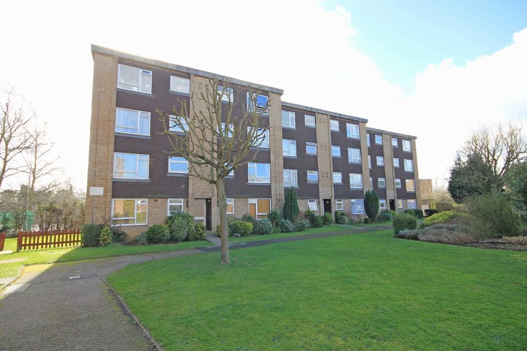 Property photo 1 of 4