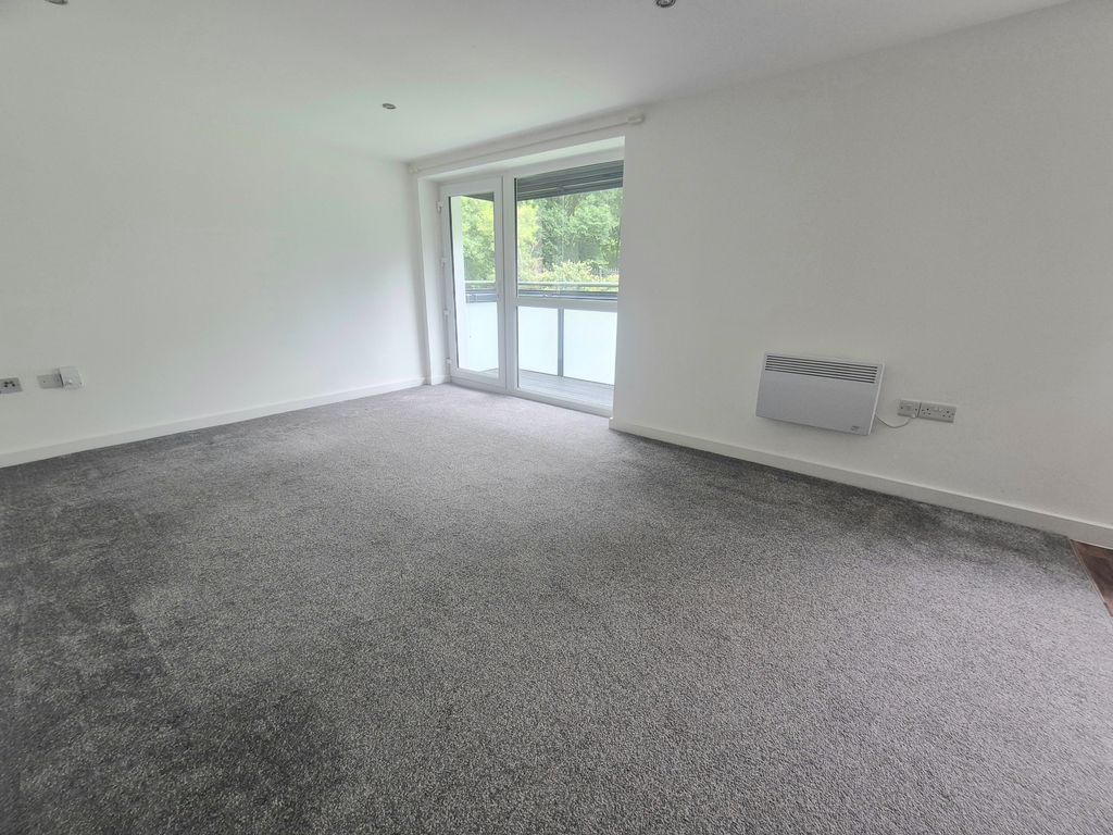 Property photo 3 of 7 Image