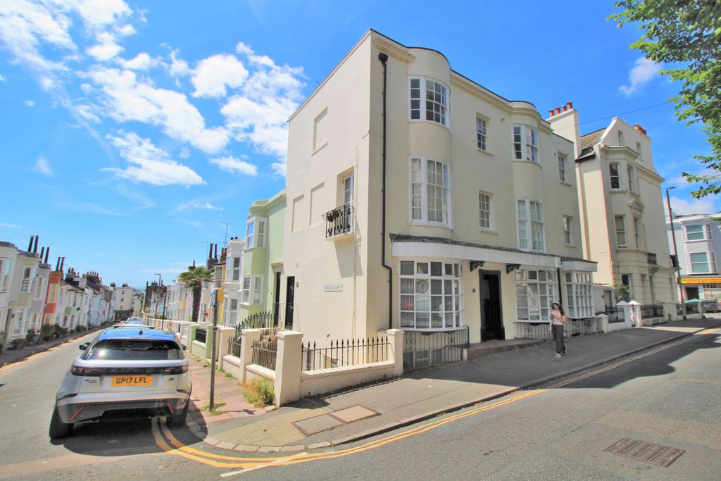 Property photo 1 of 22 70