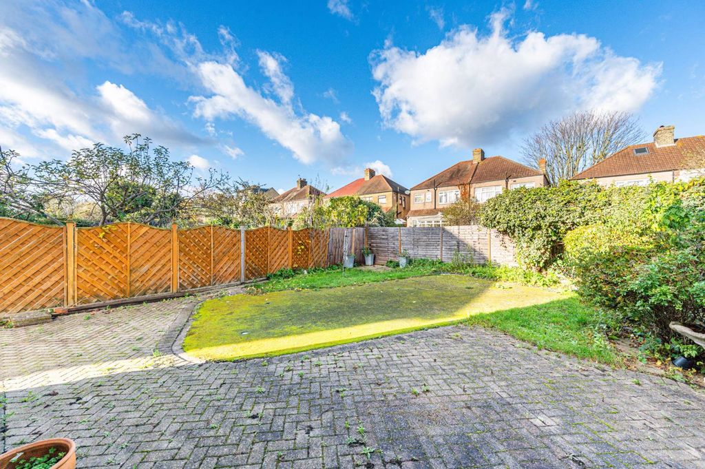 Property photo 3 of 9