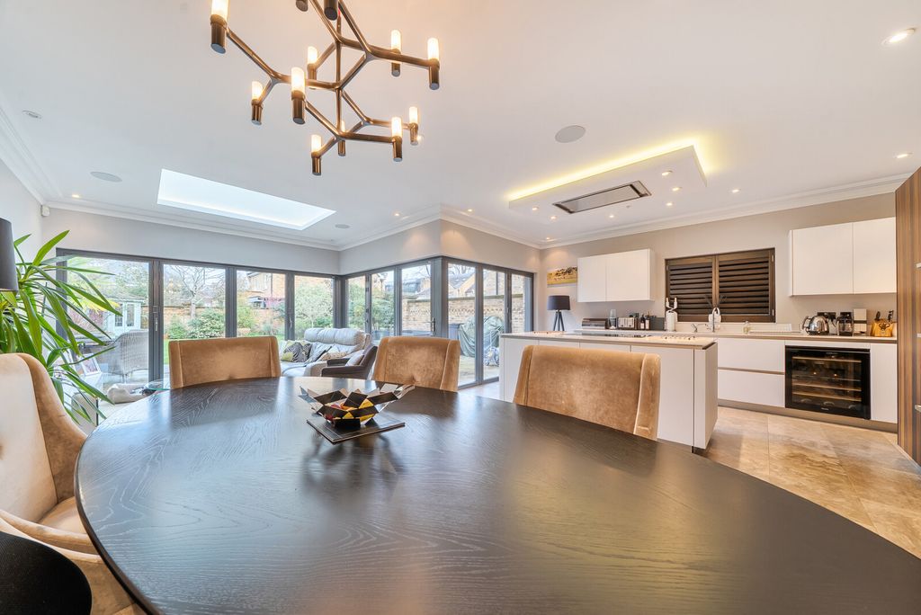 Property photo 2 of 22 1396888-14-6964F1...