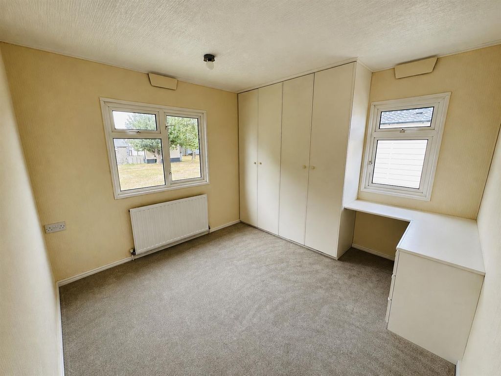 Property photo 3 of 10 Bedroom One